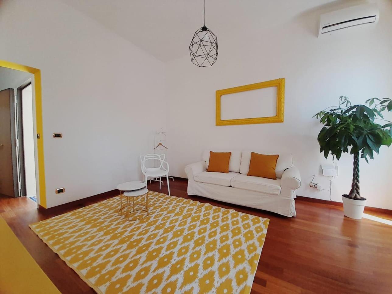 Sole Amare Guest House Бари Экстерьер фото