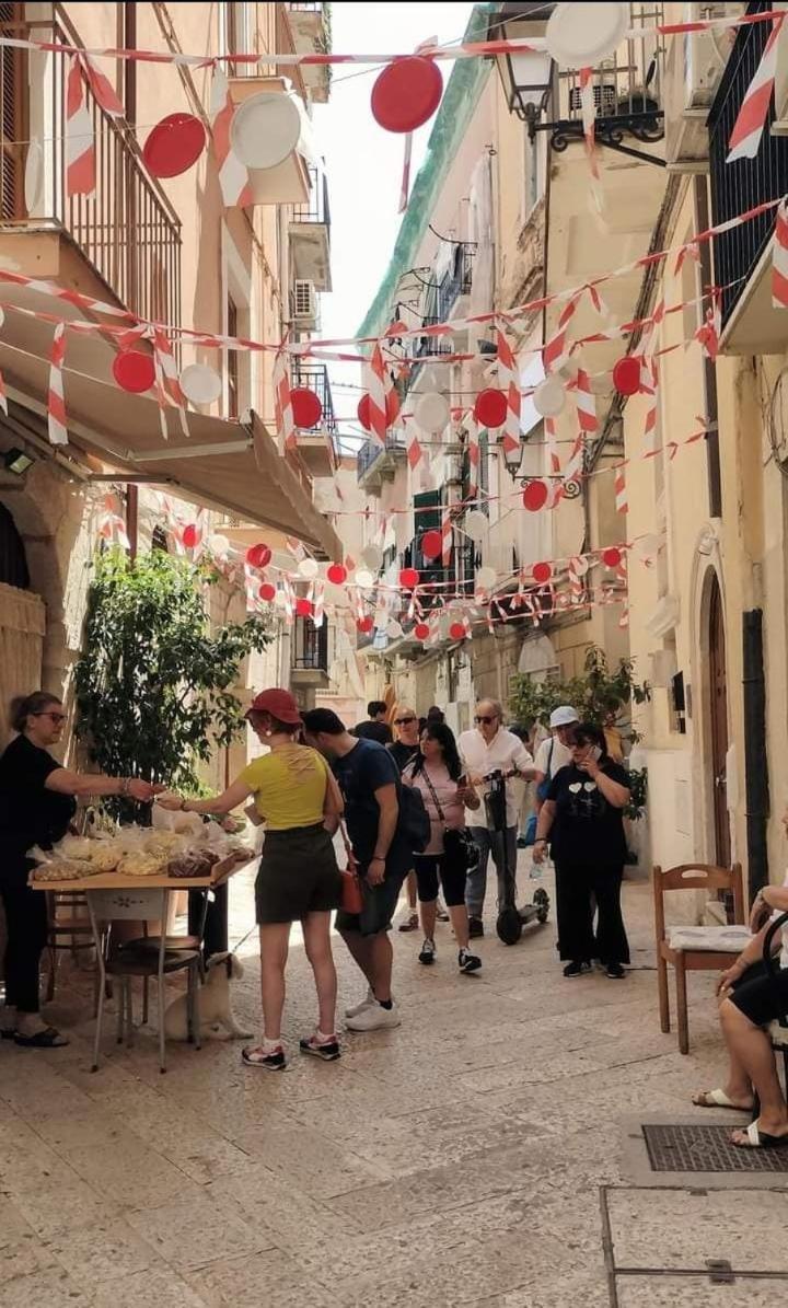 Sole Amare Guest House Бари Экстерьер фото